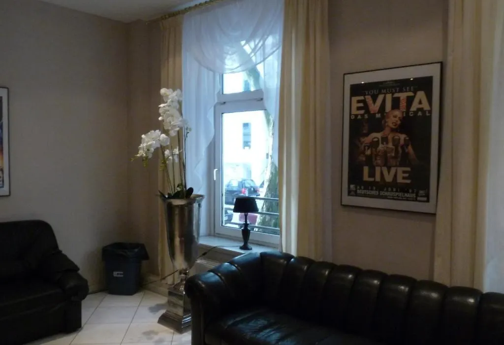 Hotel 66-1